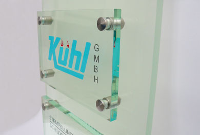 praxisschilder;firmenschilder;kanzleischilder;glasschilder;t�rschilder;arztschilder;wegweiser""