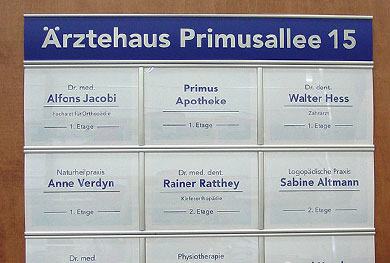 praxisschilder;firmenschilder;kanzleischilder;glasschilder;t�rschilder;arztschilder;wegweiser""