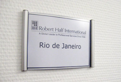 wegweiser;leitschilder;leitsystem;fluchtwegeschilder;fluchtschilder""