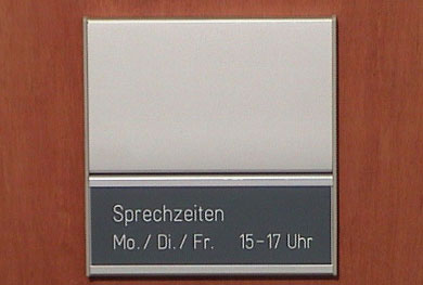 wegweiser;leitschilder;leitsystem;fluchtwegeschilder;fluchtschilder""