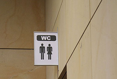 wegweiser;leitschilder;leitsystem;fluchtwegeschilder;fluchtschilder""