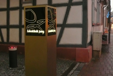 leuchtschilder;leuchtbuchstaben;schilderbeleuchtung;wandschilder:leuchtkasten;leuchttransparent""