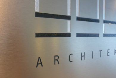 gravur;schildergravur;messingschilder;edelmetallschilder;edelstahlschild;luxusschild;edelschild;metallschild""