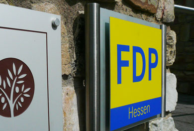 acrylglasschild;praxisschild;plexiglasschild;arztschild;kanzleischild;firmenschild;wandschild;glasschild""